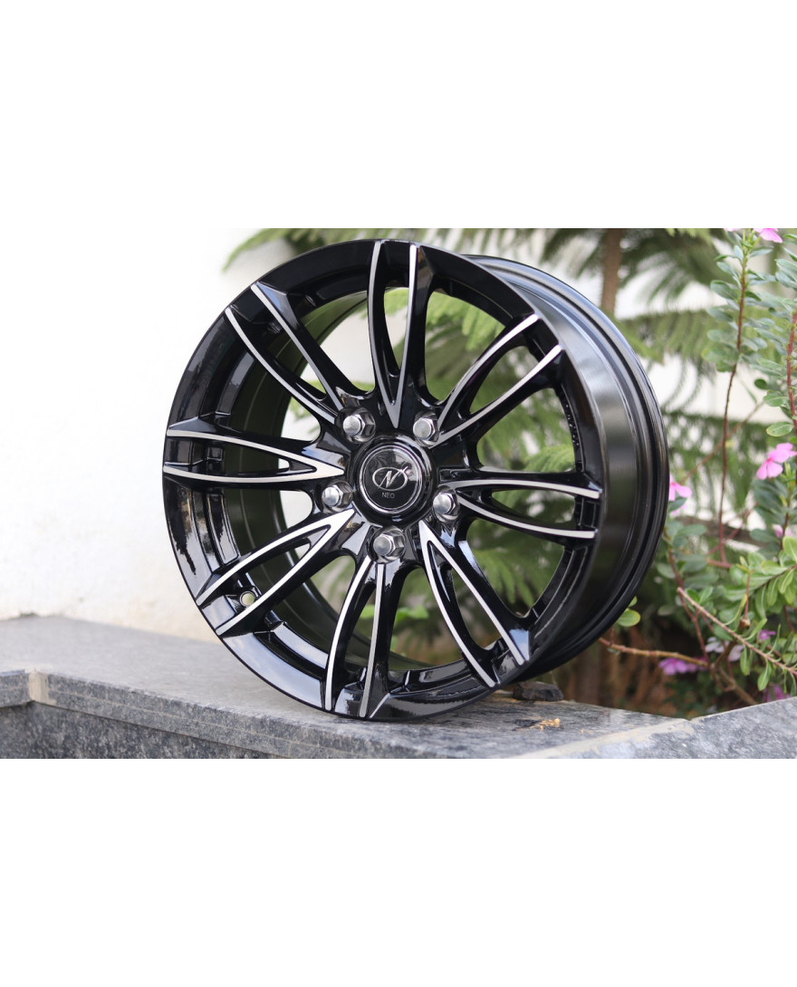 Orchid in Black Machined finish. The Size of alloy wheel is 17x7 inch and the PCD is 5x114.3
(SET OF 4)