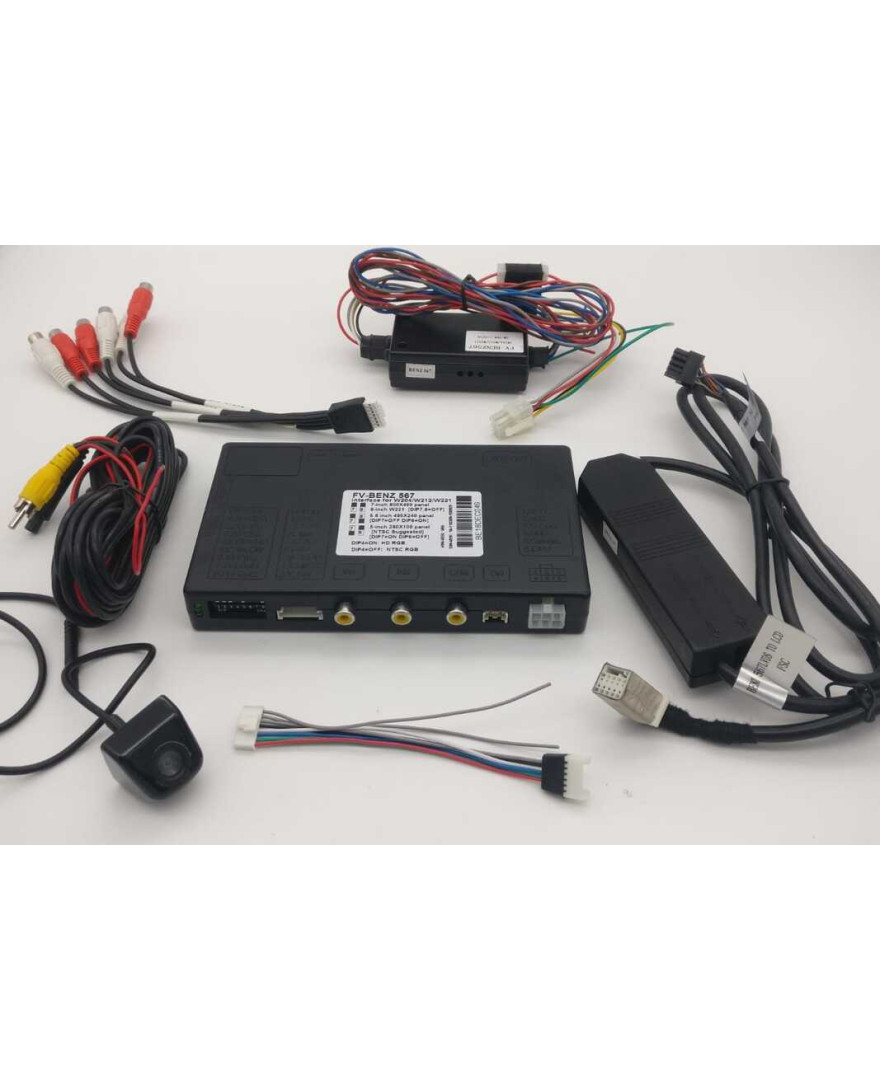 Benz 10 Pin Connector Camera Add On Interface in OEM Radio  with External Video Input