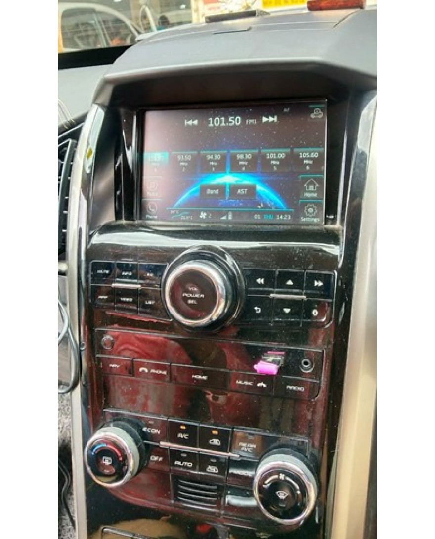 Mahindra XUV 500 7 inch  2 Din Radio