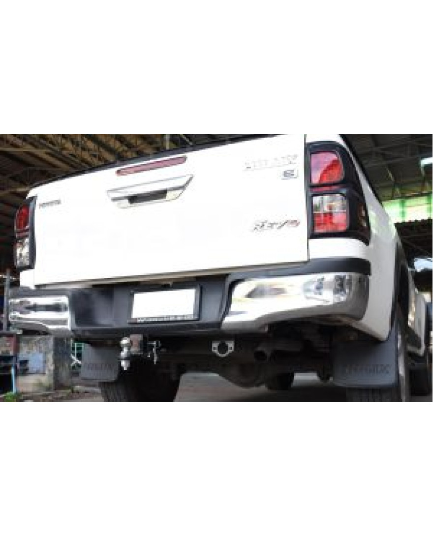 Hilux Tow Mount