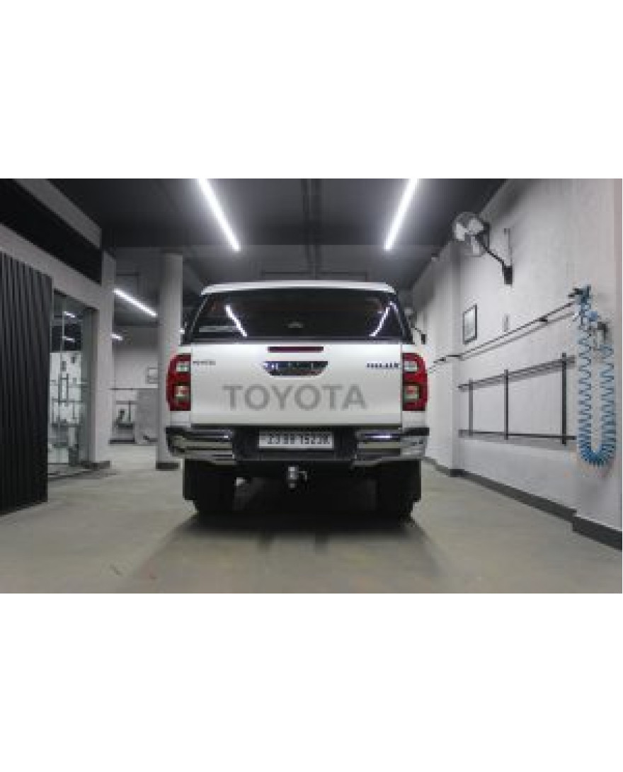 Hilux Tow Mount