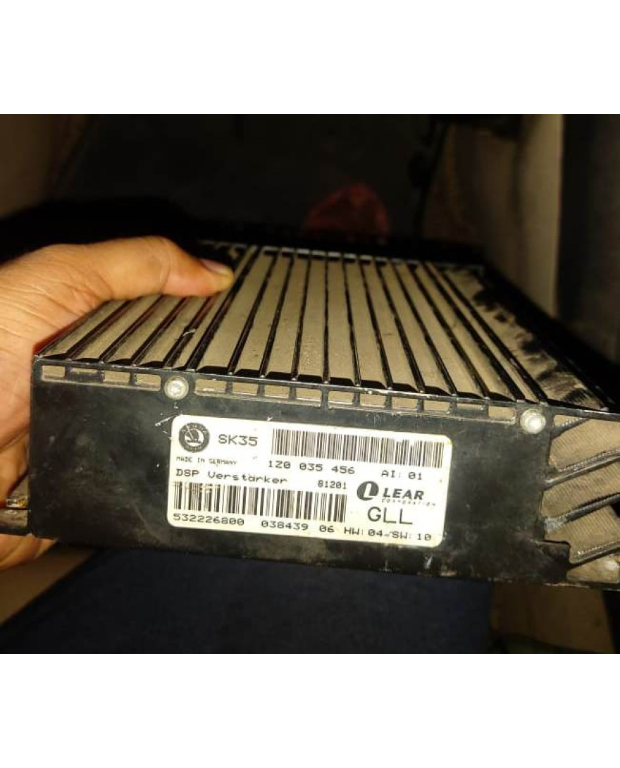 Global Byte Skoda Laura AMP On Steering Interface | INT-SK/AMP