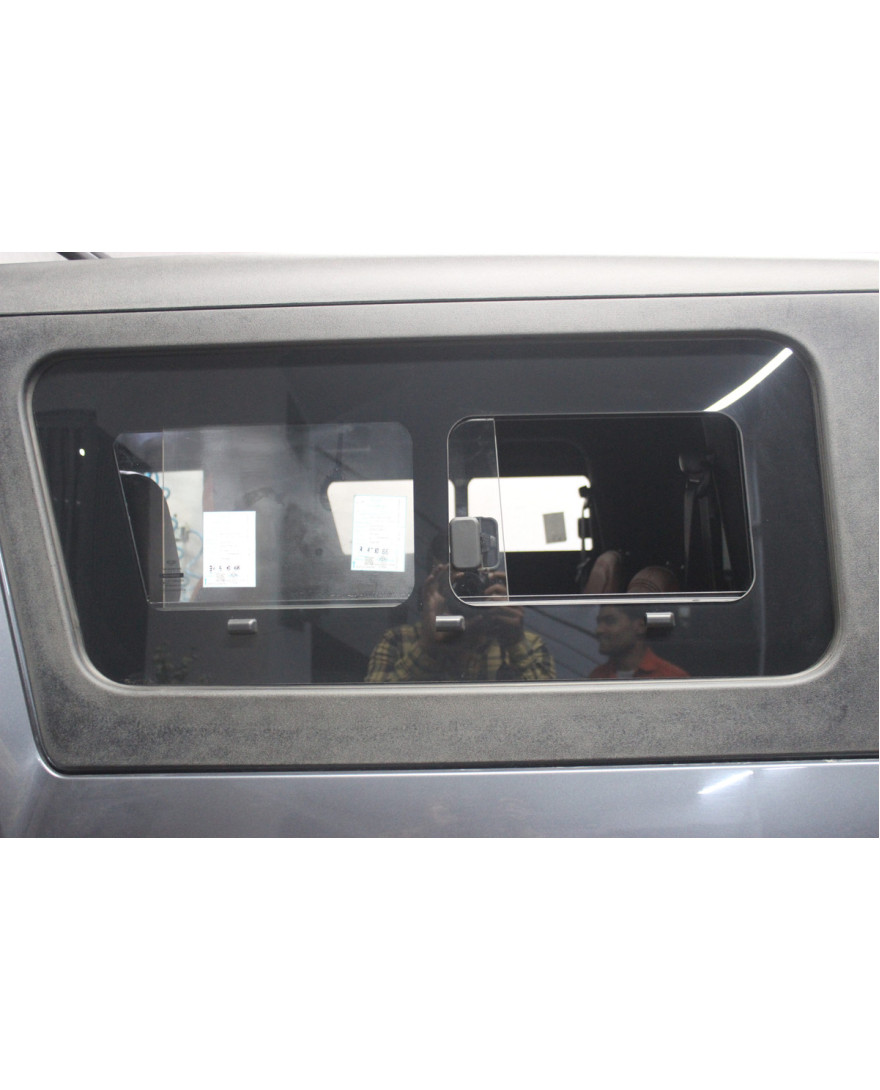 Bimbra 4x4 Sliding Glass For Mahindra Thar