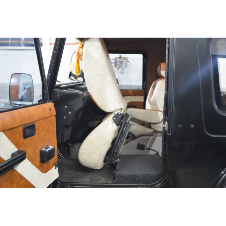 THAR CRDe Front Seat Folding