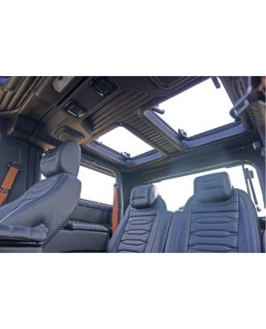 Sunroof Hatch (30